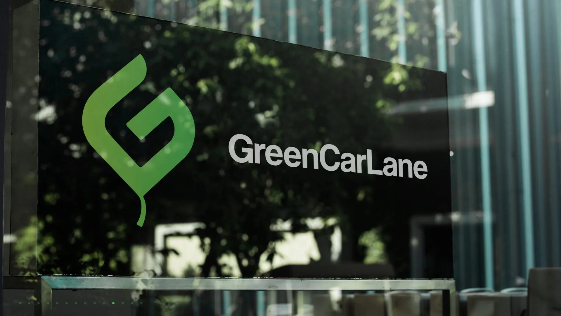 GreenCarLane logo